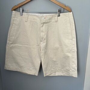Haggar Cream Flat Front Shorts  Casual‎ Wear